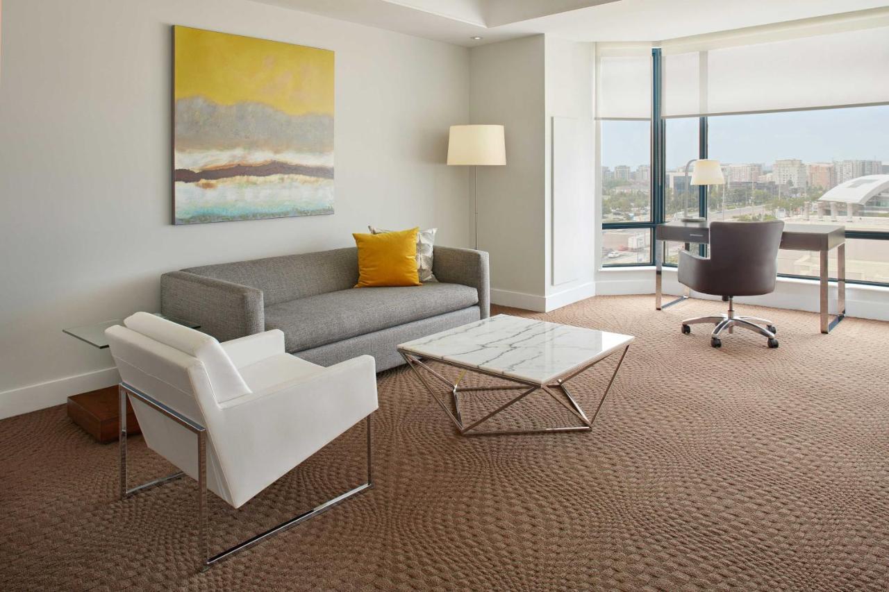 Sheraton Parkway Toronto North Hotel & Suites Richmond Hill Buitenkant foto